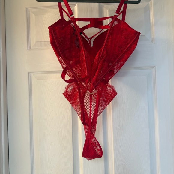 Victoria's Secret Red Lace Lingerie - Picture 9 of 9